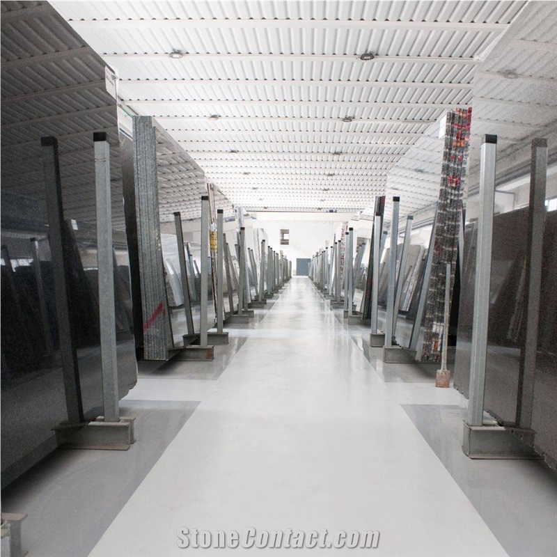 Nero Assoluto Granite Slabs