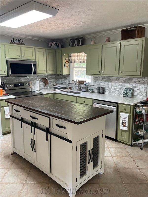 Carrara Select Quartz Countertop