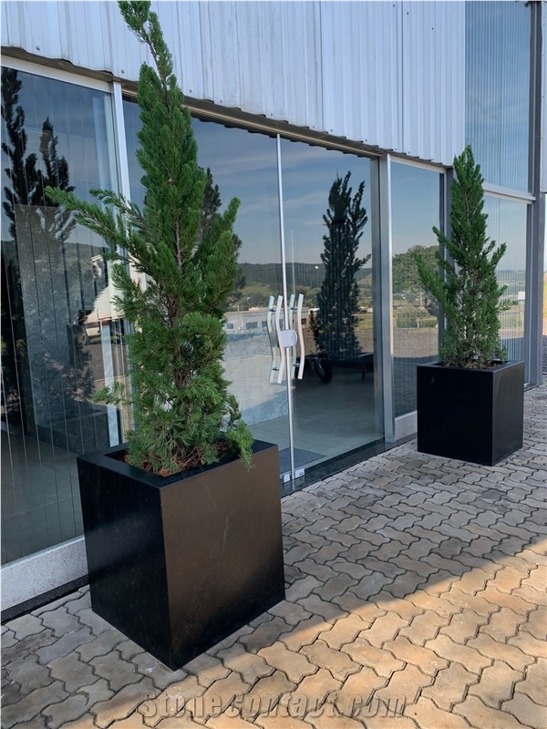 Negresco Black Granite Slabs