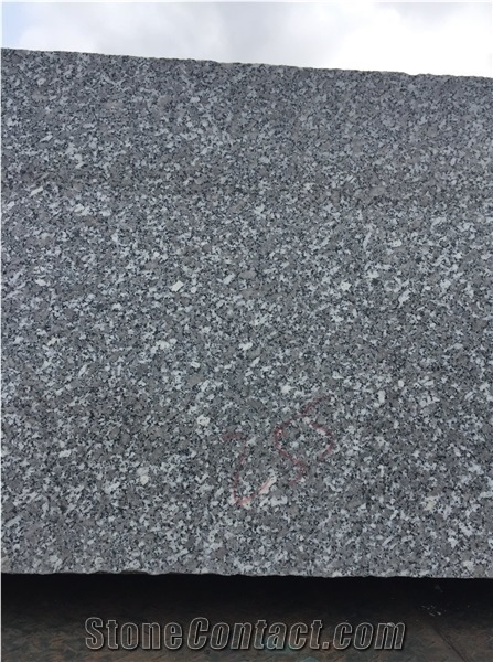 Vietnam Granite Slabs And Tiles, Polised In Multiple Color