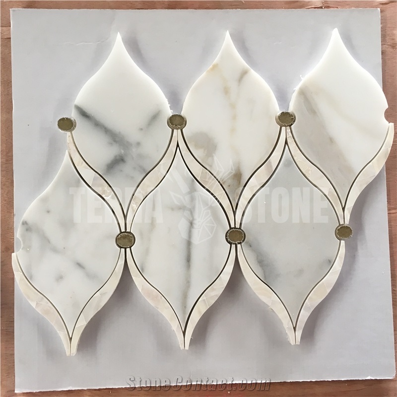 Waterjet Mosaic Calacatta Gold Marble With Pearl Shell