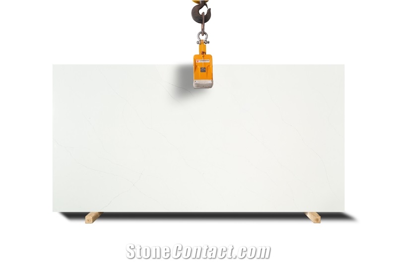 Calacatta Montage Quartz Slab