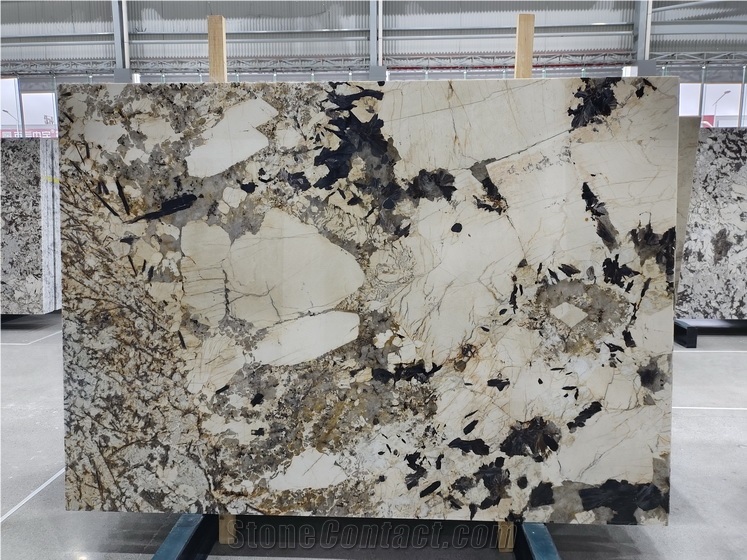Exotic Patagonia Crystal Gold Granite Slabs