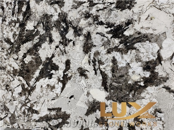 Luxury Snow Mountain Granite Slabs