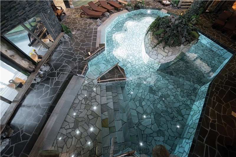 Alta Slate Irregular Flagstone Courtyard Paving Stone