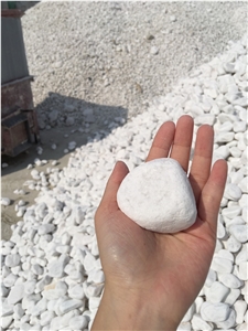 Snow White Top Grade Tumbled Pebbles For Garden Decoration