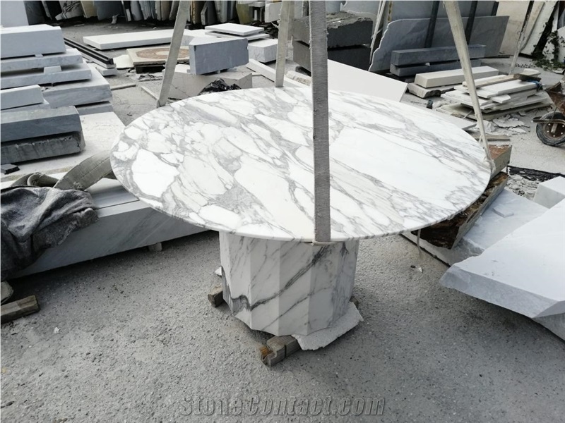 Calacatta Arabesque Table