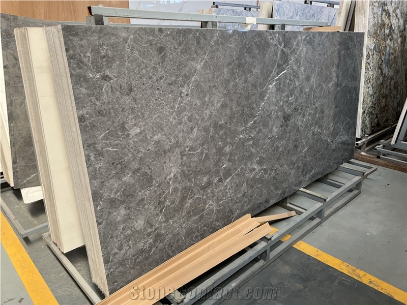 Large-Format Sintered Stone Slabs For Wall Background