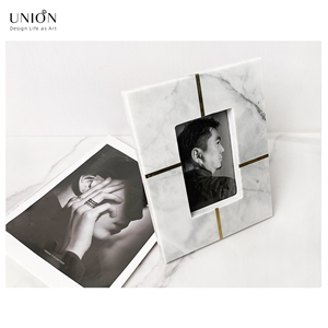 UNION DECO White Marble Picture Frame For Living Room 4"X6"
