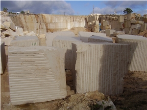 Branco Do Mar Limestone Slabs, Limestone Tiles
