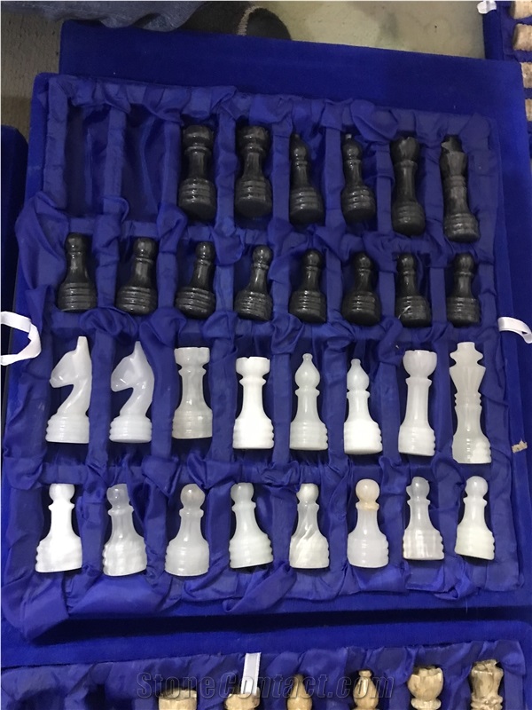 MI Chess Boards