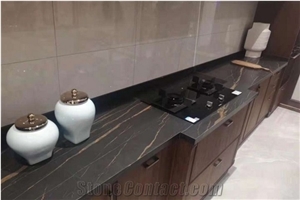Sintered Stone Kitchen Perimeter Countertop