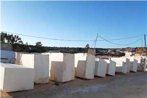 Moleanos Limestone Blocks