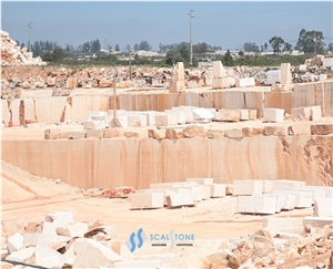 Semi Rijo De Salgueira Limestone Blocks
