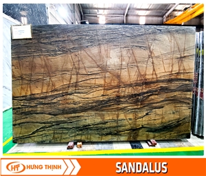 The Beauty Of Glorious Quartzite Slabs