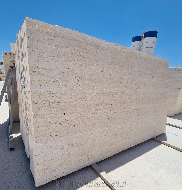 Light Travertine Veincut Slabs