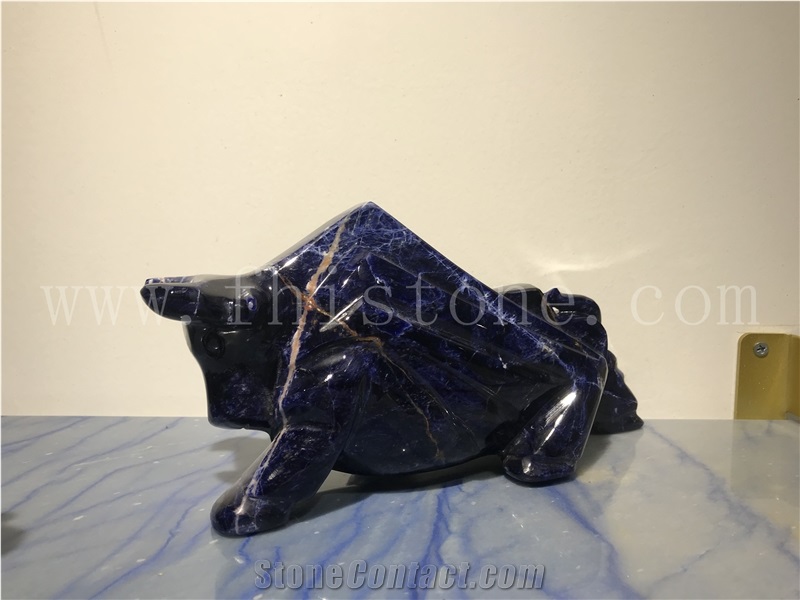 Animal Cattle Bull Ox Cow Statue Figurine Business Gift
