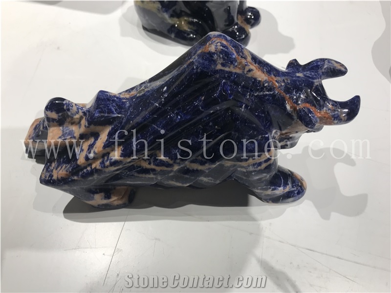 Morden Geometric Ox Carved Stone Cafe Cattle Animal Figurines