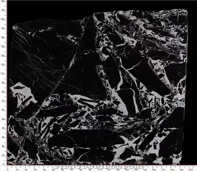 Curve Noir Francaise Marble Panels For Hollow Column Application