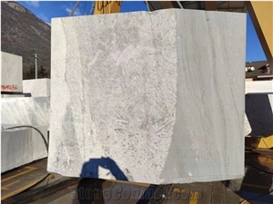Palissandro Classico Marble Blocks