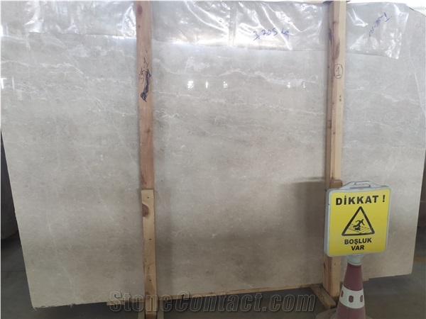 Burdur Spider Beige Marble Slabs