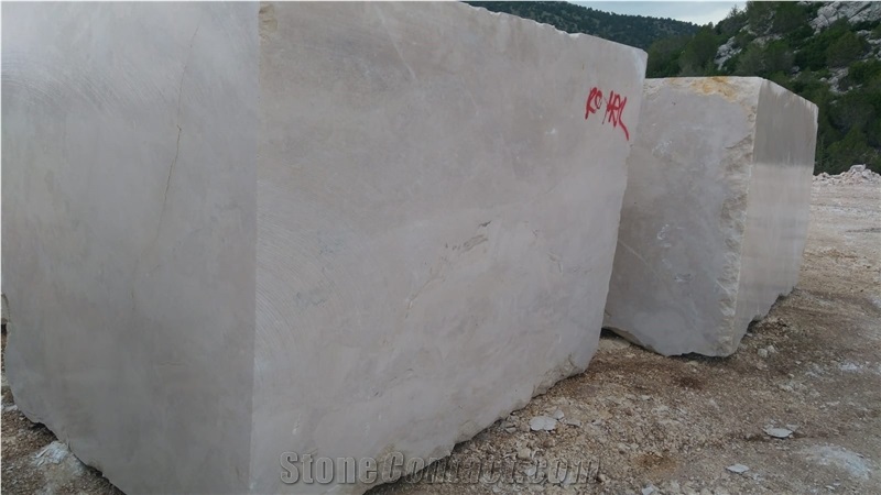 Royal Beige Marble Blocks
