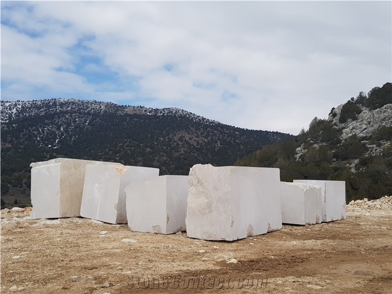 Royal Beige Marble Blocks