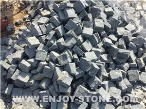 G612 Dark Green Granite Natural Split Cube Paving Stone