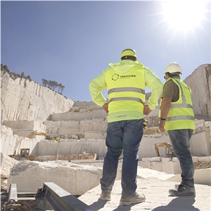Moca Creme Fina-Moca Cream Fine Grain Limestone Quarry
