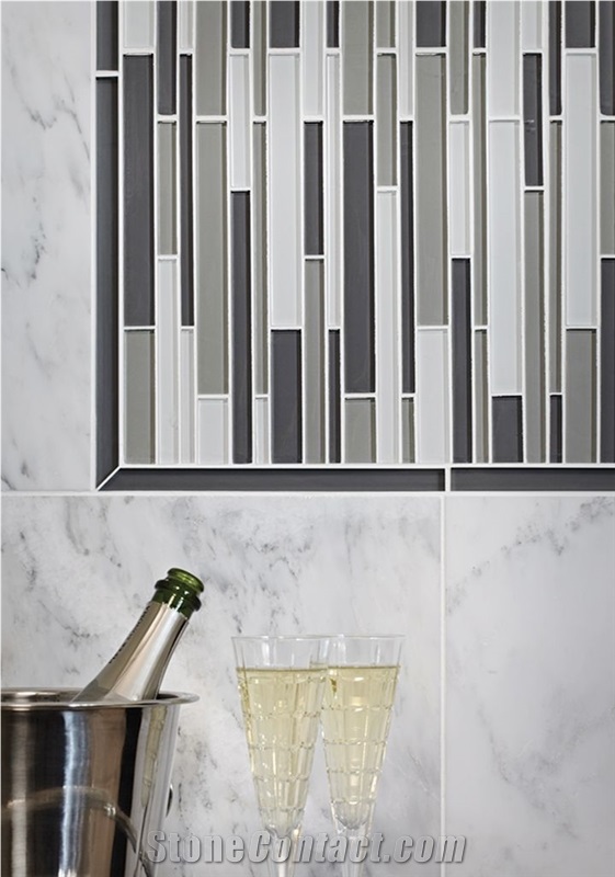 Stagger Cloud Blend Arctic White, Lunar Gray Medium, Smoke Glass Mosaic Tiles