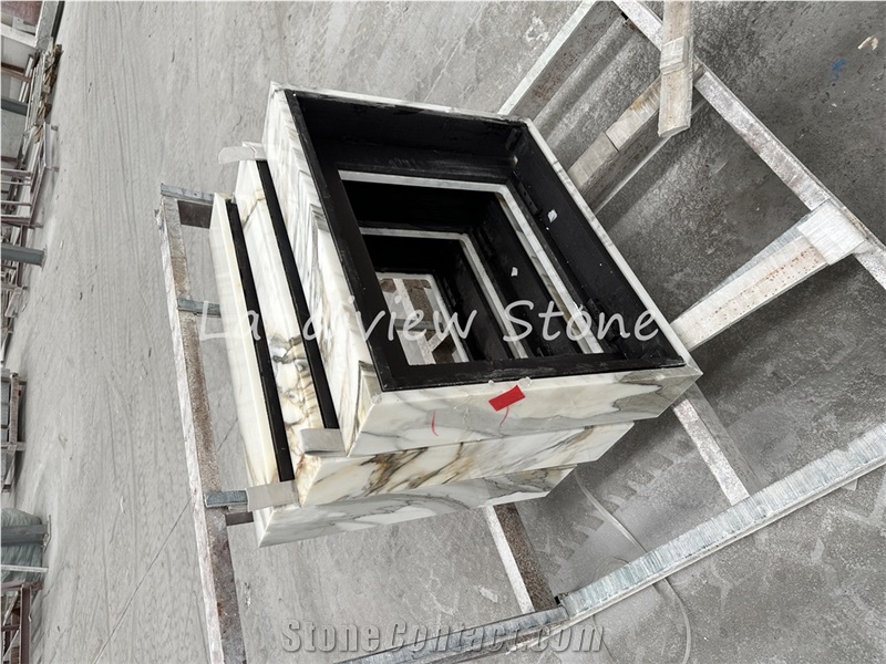 Calacatta White Marble With Gold Veins Bath Countertop