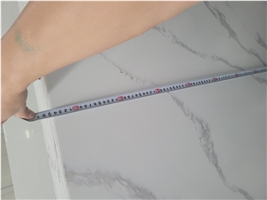 Good Quality Calacatta White Quartz Big Slabs