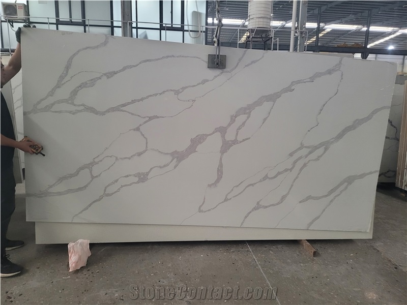 Good Quality Calacatta White Quartz Big Slabs