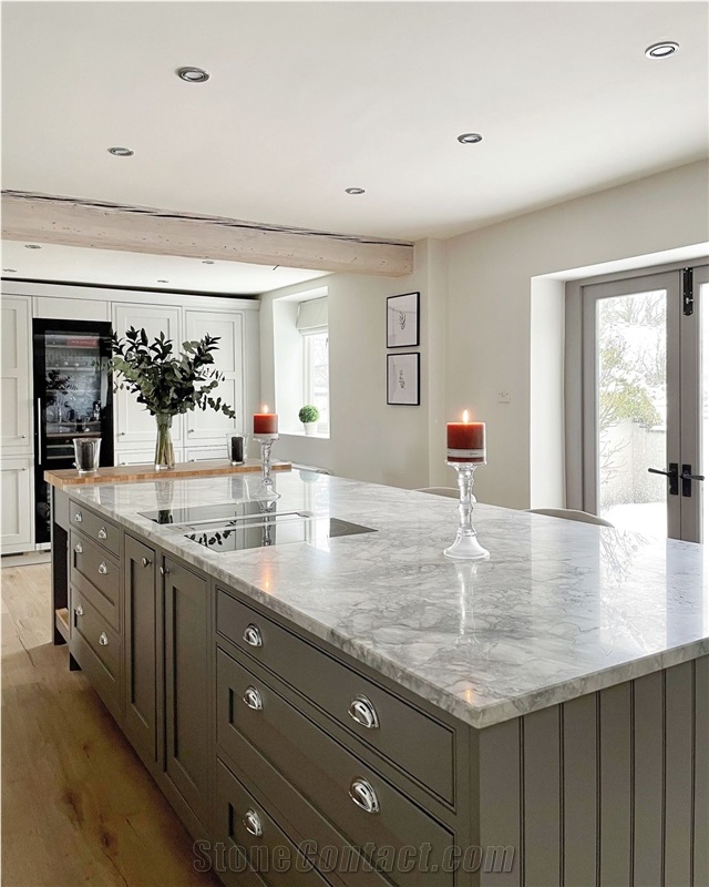 Prefab Calacatta Quartz Countertops