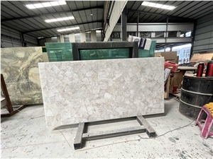WHITE QUARTZ CRYSTAL Semiprecious Stone