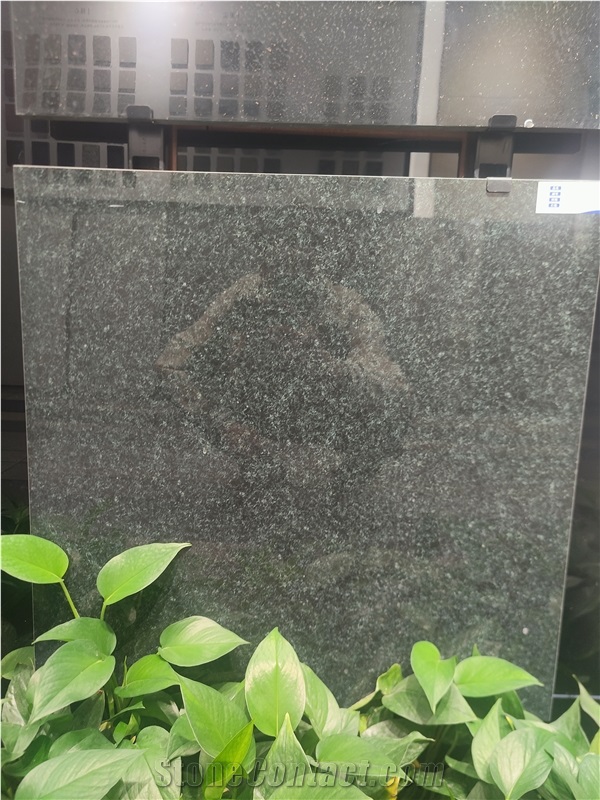 Black Sands  G6851Q