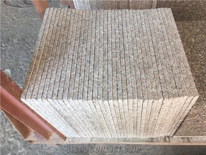 China Bainbrook Brown Pink Red Granite Tiles