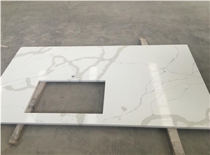 Popular Calacatta White Quartz Kitchen Peninsula Countertop