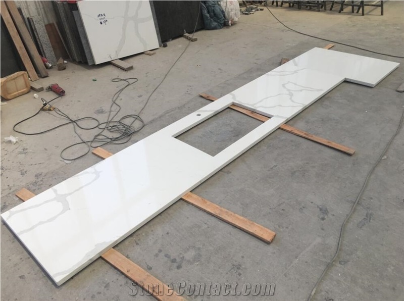 Popular Calacatta White Quartz Kitchen Peninsula Countertop