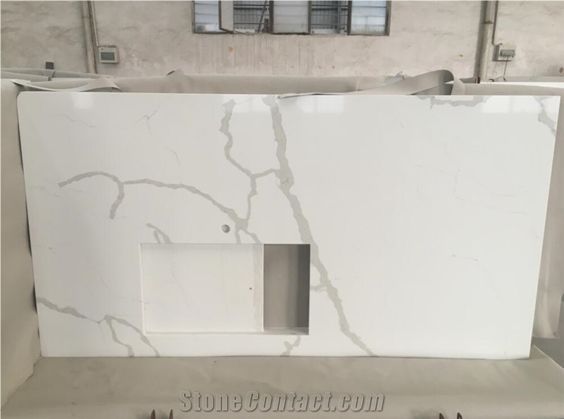 Popular Calacatta White Quartz Kitchen Peninsula Countertop