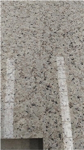 China Cheap Bala White Granite Stone L Shape Countertops
