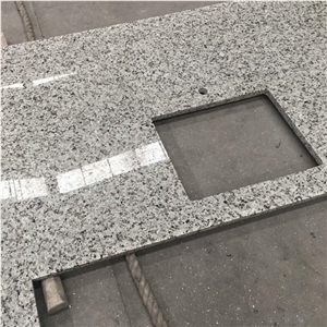 China Cheap Bala White Granite Stone L Shape Countertops