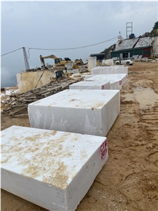 Vietnam White Marble Blocks- Fine And Medium Grains