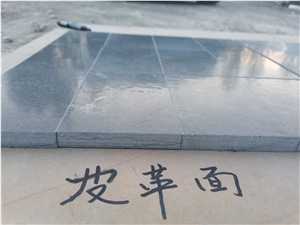 Chinese Customized Leathered Surface Bluestone Tiles