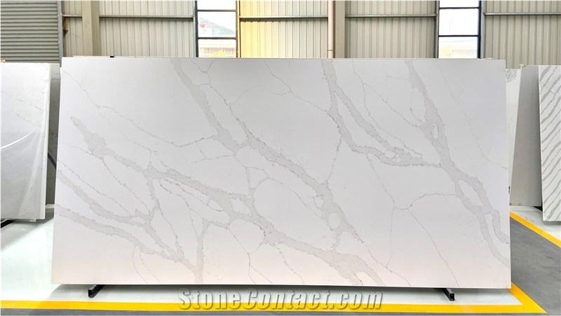 Calacatta Gold Quartz Slab
