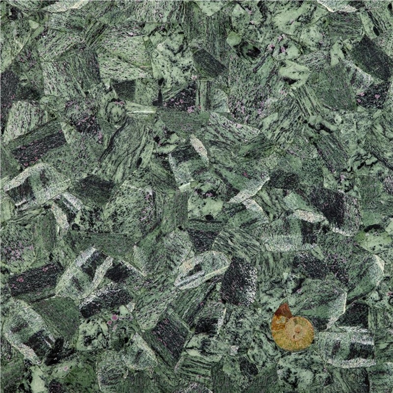 Green Emerald Semiprecious Stone importance=