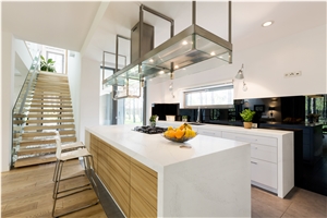 Calacatta Valiente Quartz