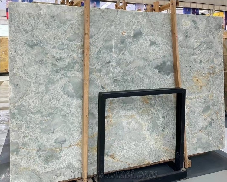 Golden Blue Onyx Slab For Hotel Villa Background Wall Design