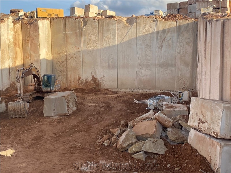 Omni Beige Limestone Quarry