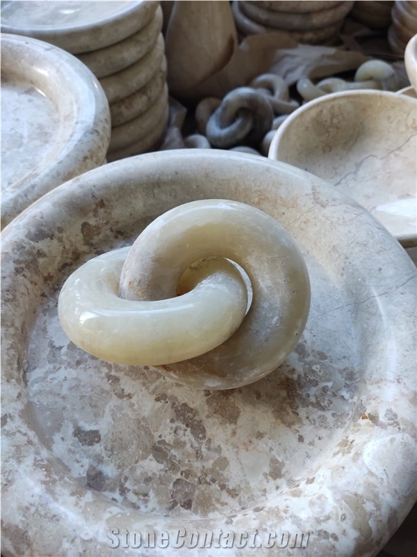 Onyx Carved Chain Decoration Item